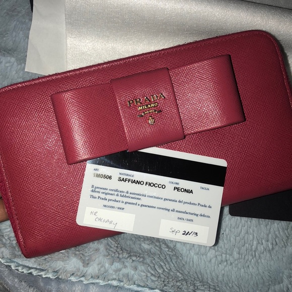 Prada Saffiano Fiocco Bow Tie Zippy Wallet - Picture 3 of 6